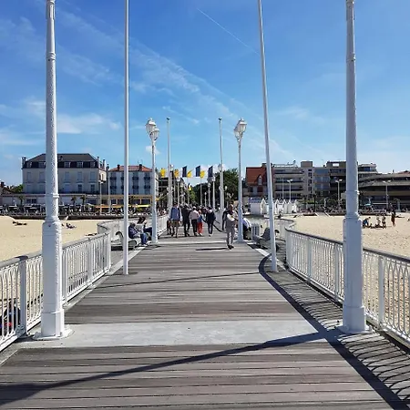 De Standing 4 Etoiles Pereire A Pied 100m Arcachon